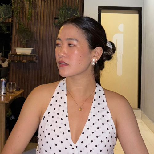 Reshmi Kamduk - Velvet Aura